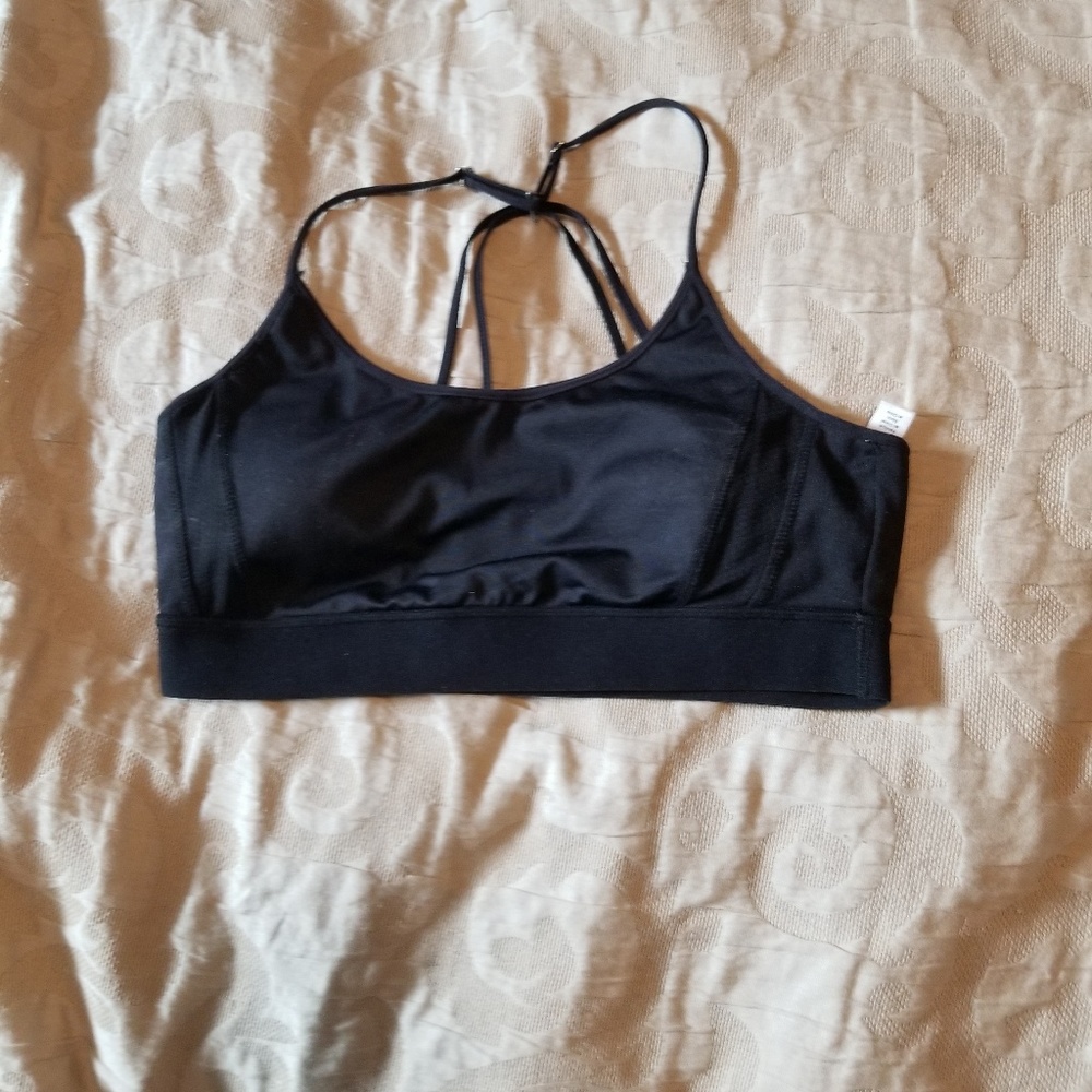 Kyodan EUC black sports bra w/silver charm